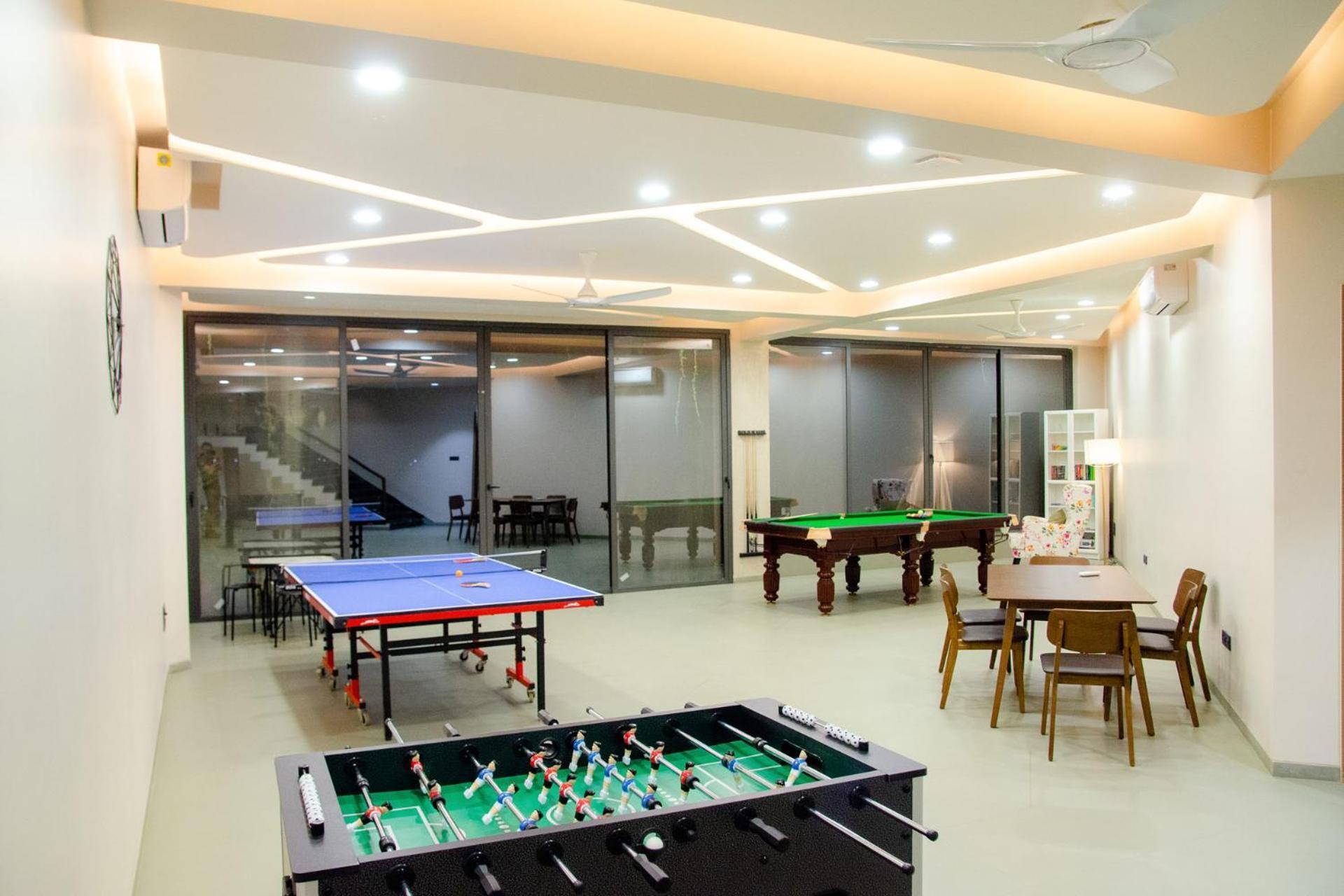 Pearl Lakeview Mansion By Stayvista - Lakeside Villa With Infinity Pool, Jacuzzi, In-House Theatre & Games Room Igatpuri Exterior photo