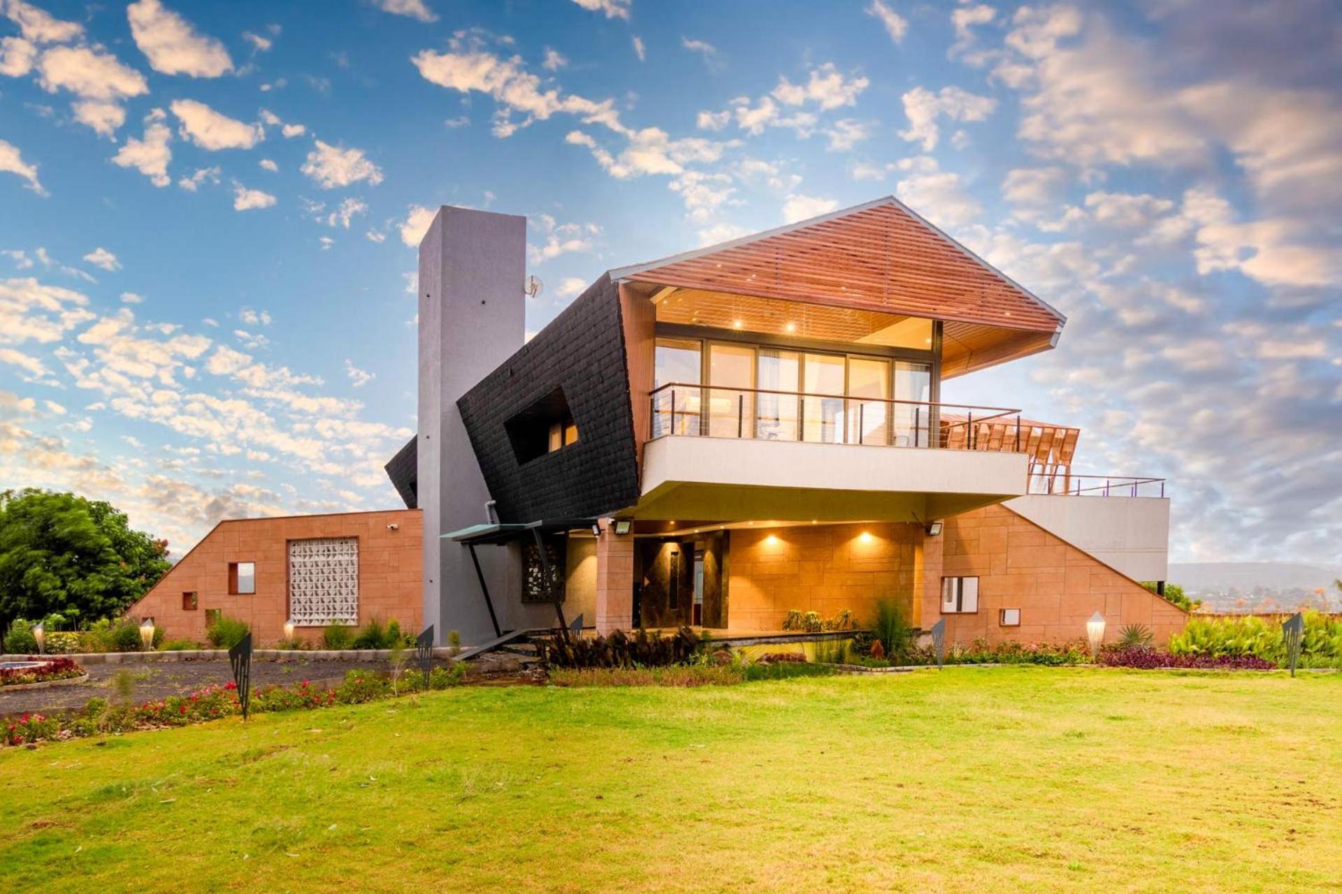 Pearl Lakeview Mansion By Stayvista - Lakeside Villa With Infinity Pool, Jacuzzi, In-House Theatre & Games Room Igatpuri Exterior photo
